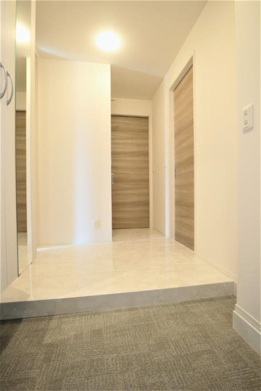 玄関ホール D-room寺家駅前Ｂ