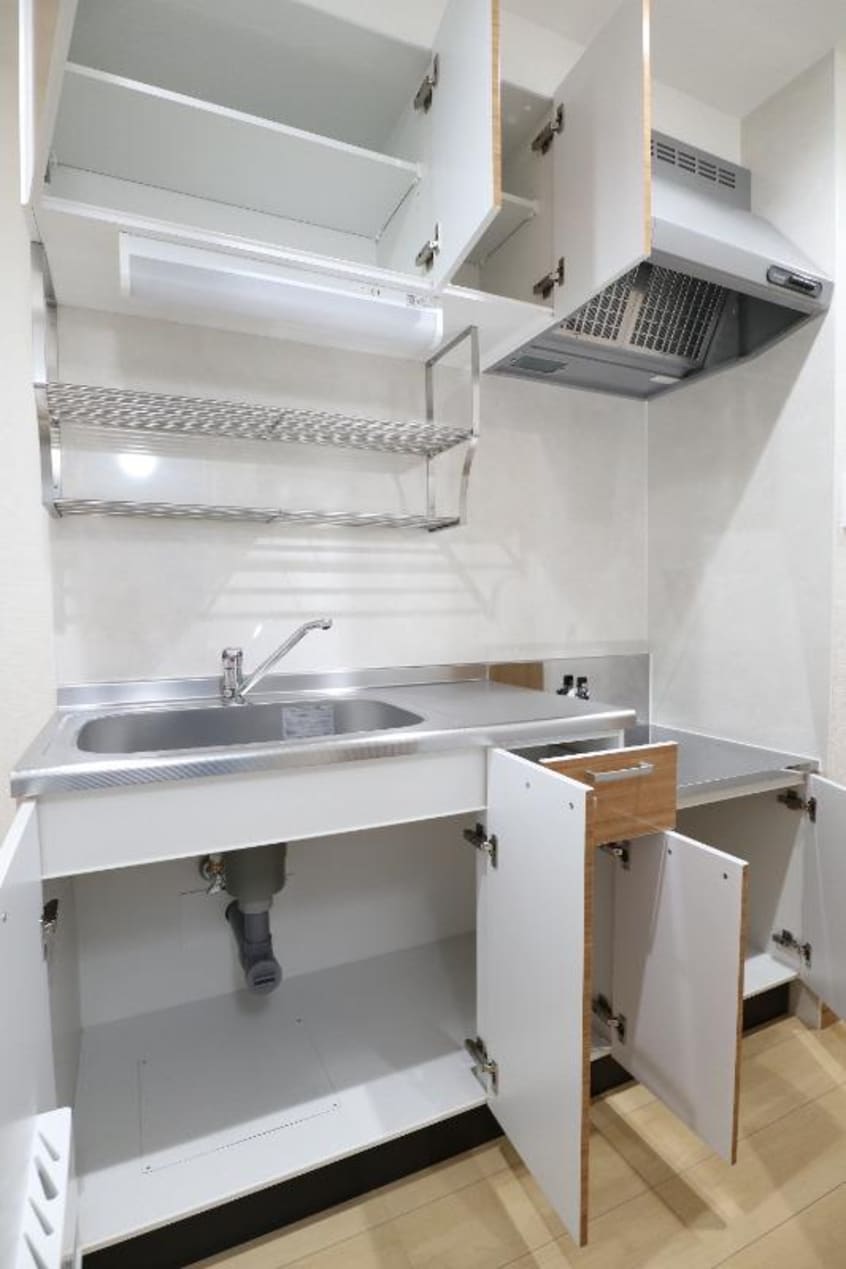 キッチン収納 アネックス西条朝日町