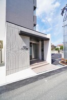エントランス メセナ寺家