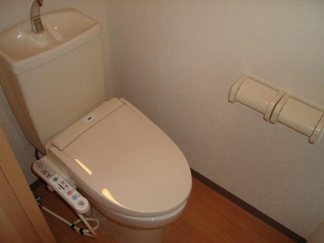 シャワー付トイレ 萌II