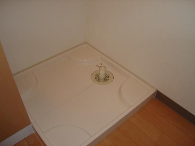 洗濯機置場 萌II