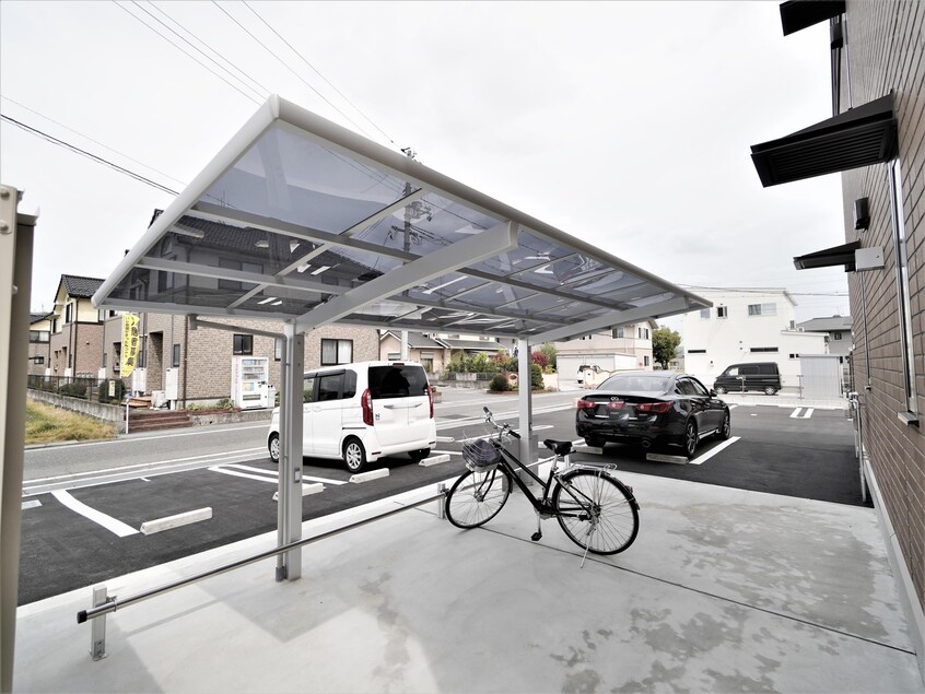 駐輪場 サンセール