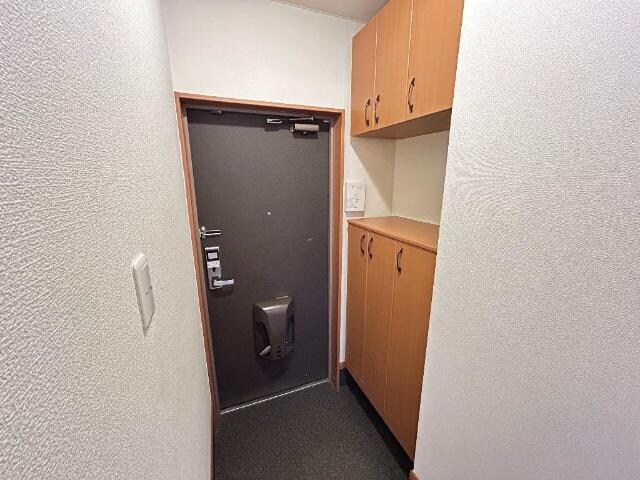 玄関 サン・ソレイユ西条　弐番館