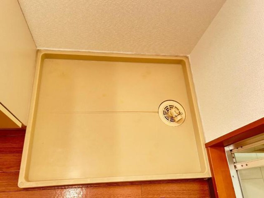 洗濯機置場 サン・ソレイユ西条　弐番館