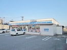 ローソン東広島西条東店(コンビニ)まで642m ハイアークF