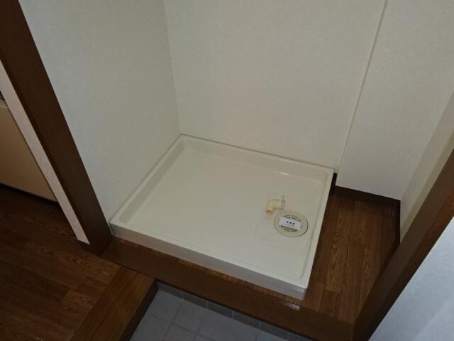 洗濯機置場 サンパティオ幸本　II