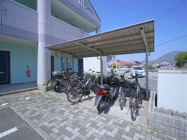 駐輪場 サンパティオ幸本I