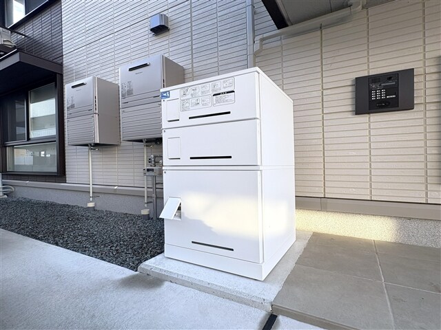 宅配ＢＯＸ ヒルズスクエア