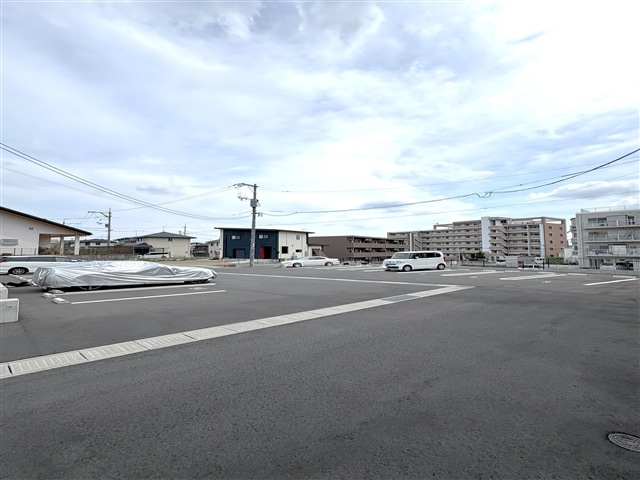 駐車場 メゾングランレーヴA棟