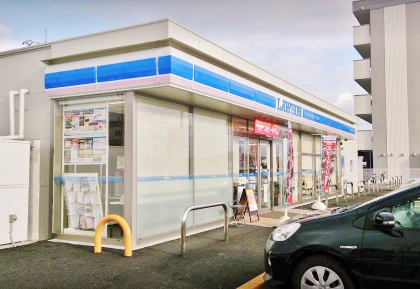 ローソン東広島寺家駅前店(コンビニ)まで528m メゾン ルナール