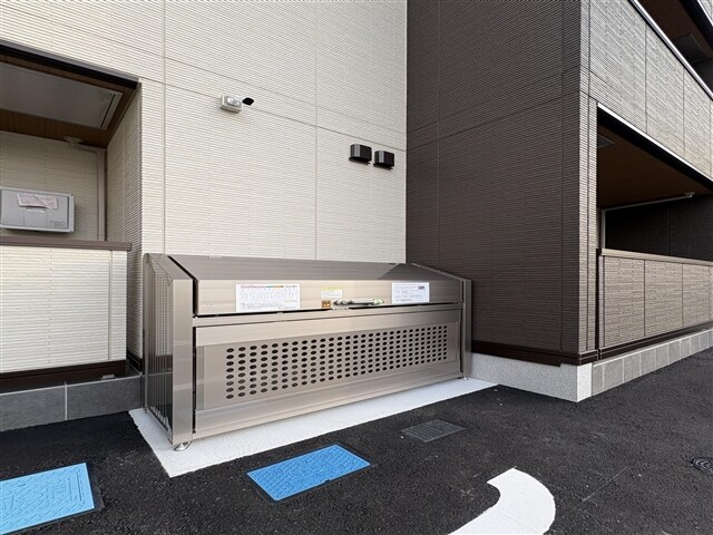 敷地内ゴミステーション フェリーチェ中央