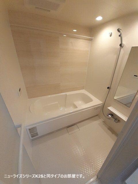  西条町寺家アパート　Ａ