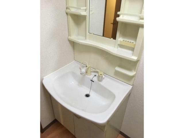  ソレイユアシダ