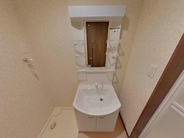  コンフォーレV番館