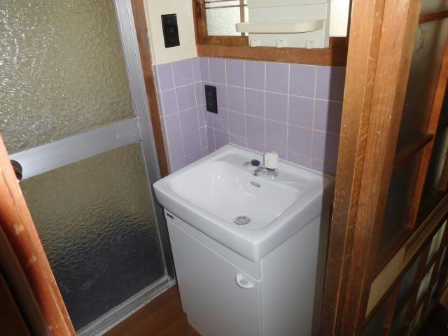  土師新町三丁目貸家