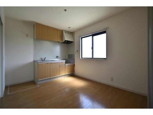  グリーン・メドゥＡ棟