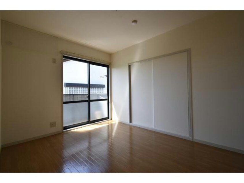  グリーン・メドゥＡ棟