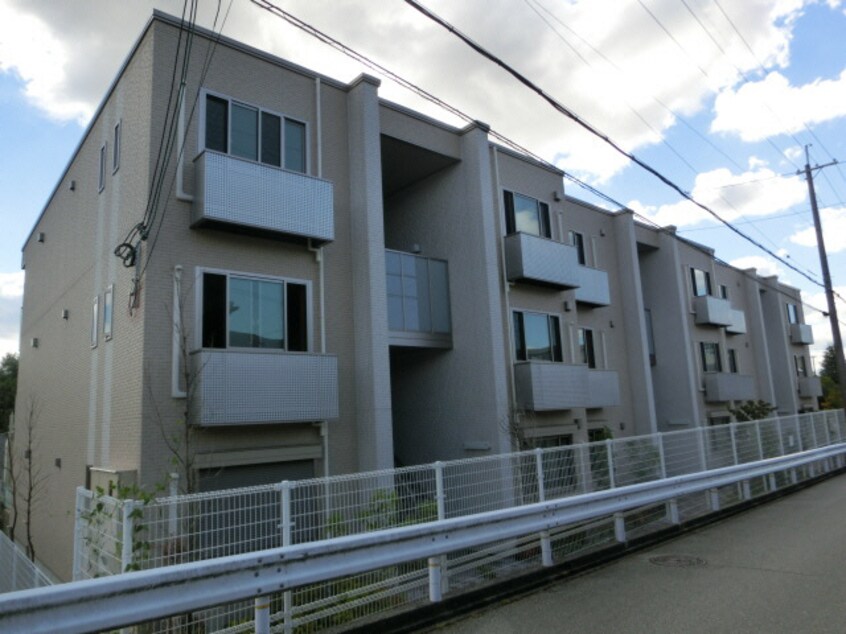  チェリーヒルズ北六甲