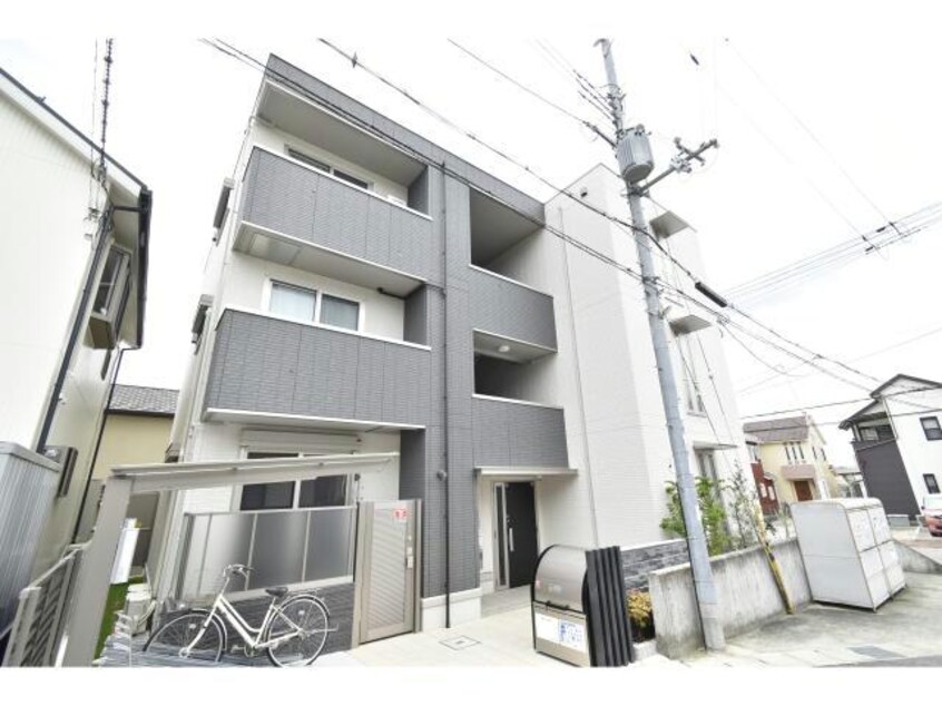  ラポール三輪