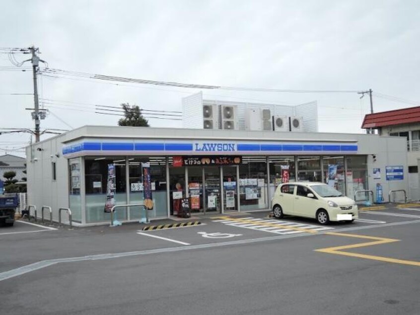 ローソン西宮下山口一丁目店(コンビニ)まで618m ザ・ビレッジグリーン山口町Ⅱ