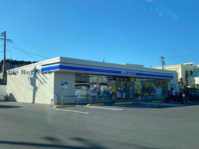 ローソン磐田二之宮東店(コンビニ)まで450m ハイツプリムローズ