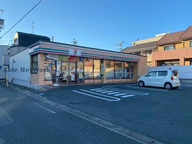 セブンイレブン磐田ジュビロード店(コンビニ)まで439m アーベイン中泉