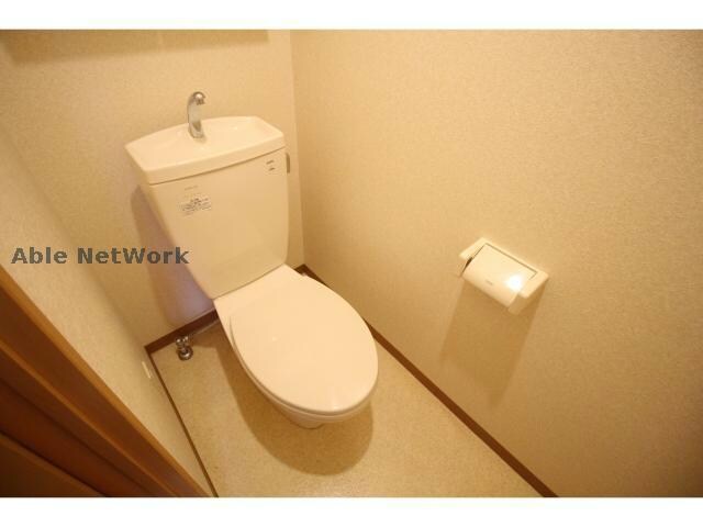  ＣＲＹＳＴＡＬ　ＰＡＬＡＣＥ