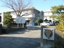 磐田市立磐田西小学校(小学校)まで836m マイシャトー国府台