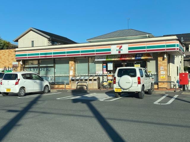 セブンイレブン磐田国府台店(コンビニ)まで197m 桜ヶ丘マンション