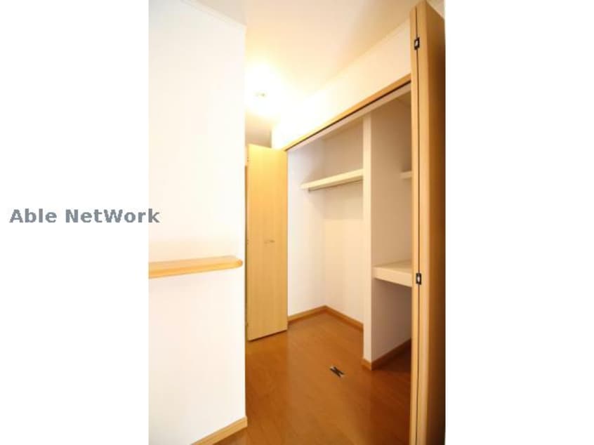  フェアリーヒルズ　ヴィオレ