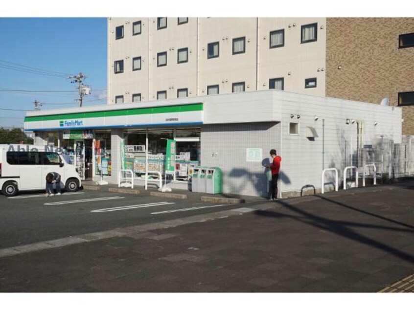 ファミリーマート袋井愛野駅南店(コンビニ)まで210m ポルト