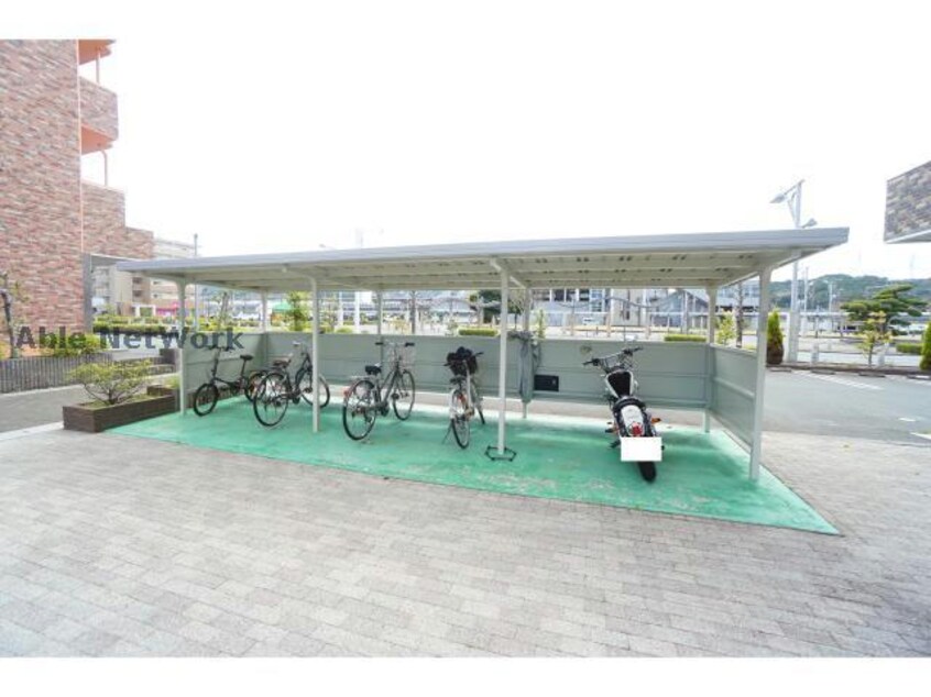  ＳＴＡＴＩＯＮ　ＦＲＯＮＴ