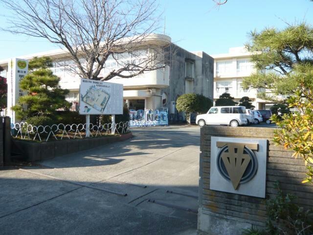 磐田市立磐田西小学校(小学校)まで882m ハイツ向日葵