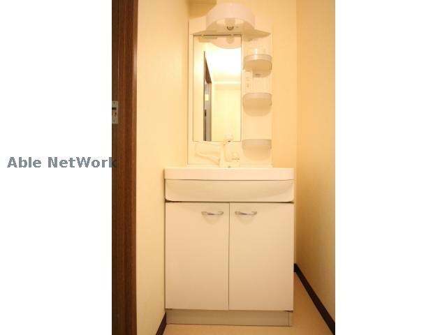  グリンデル　ワルト