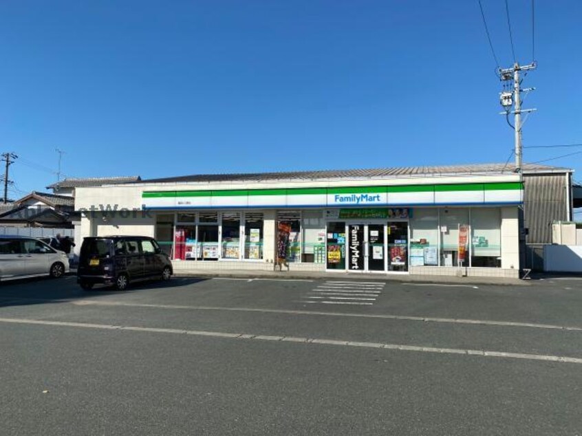 ファミリーマート磐田小立野店(コンビニ)まで1228m 豊田ヒルズ