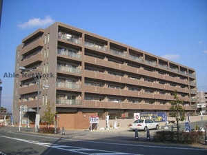 Ｄクラディア愛野