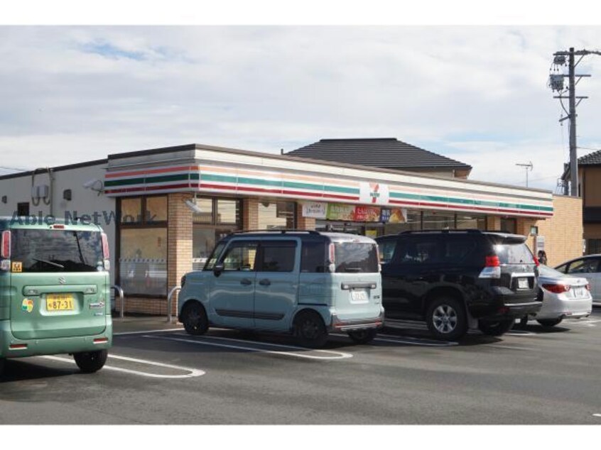 セブンイレブン袋井下山梨店(コンビニ)まで497m エバーフィールドⅡ