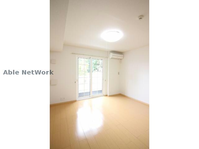  ウエスト・テール　ミュー