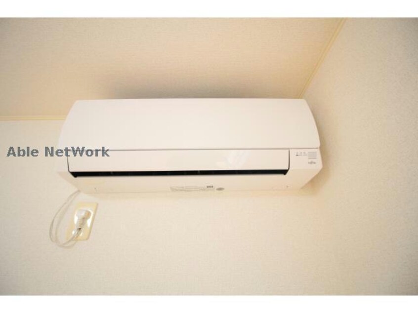  ウエスト・テール　ミュー