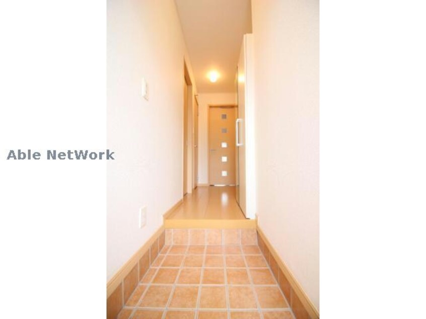  ウエスト・テール　ミュー