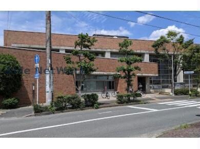 袋井市立袋井図書館(図書館)まで896m エクラン