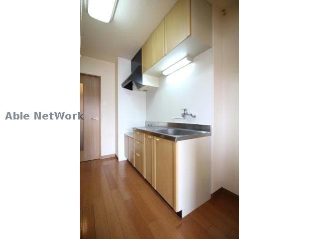  Ｖｉａ　Ｌａｔｔｅａ