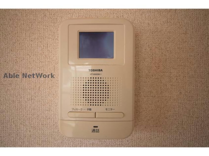  Ｖｉａ　Ｌａｔｔｅａ