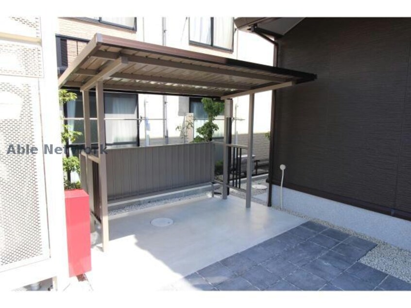  Ｌｅｓ　Ｓａｉｓｏｎ上岡田