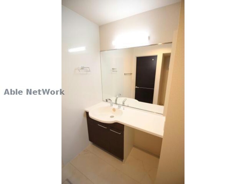  Ｌｅｓ　Ｓａｉｓｏｎ上岡田