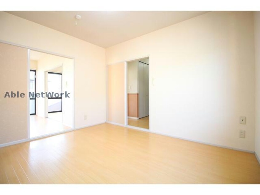  リバーサイド谷田