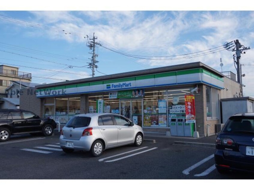 ファミリーマート袋井栄町店(コンビニ)まで845m グレイスガーデンⅠ