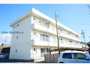 サンハイツ