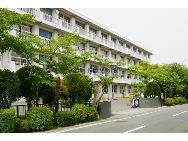 磐田市立磐田第一中学校(中学校/中等教育学校)まで1118m メイプル　中泉