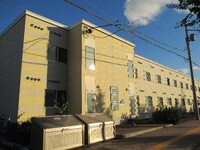 レオパレストゥイーナ